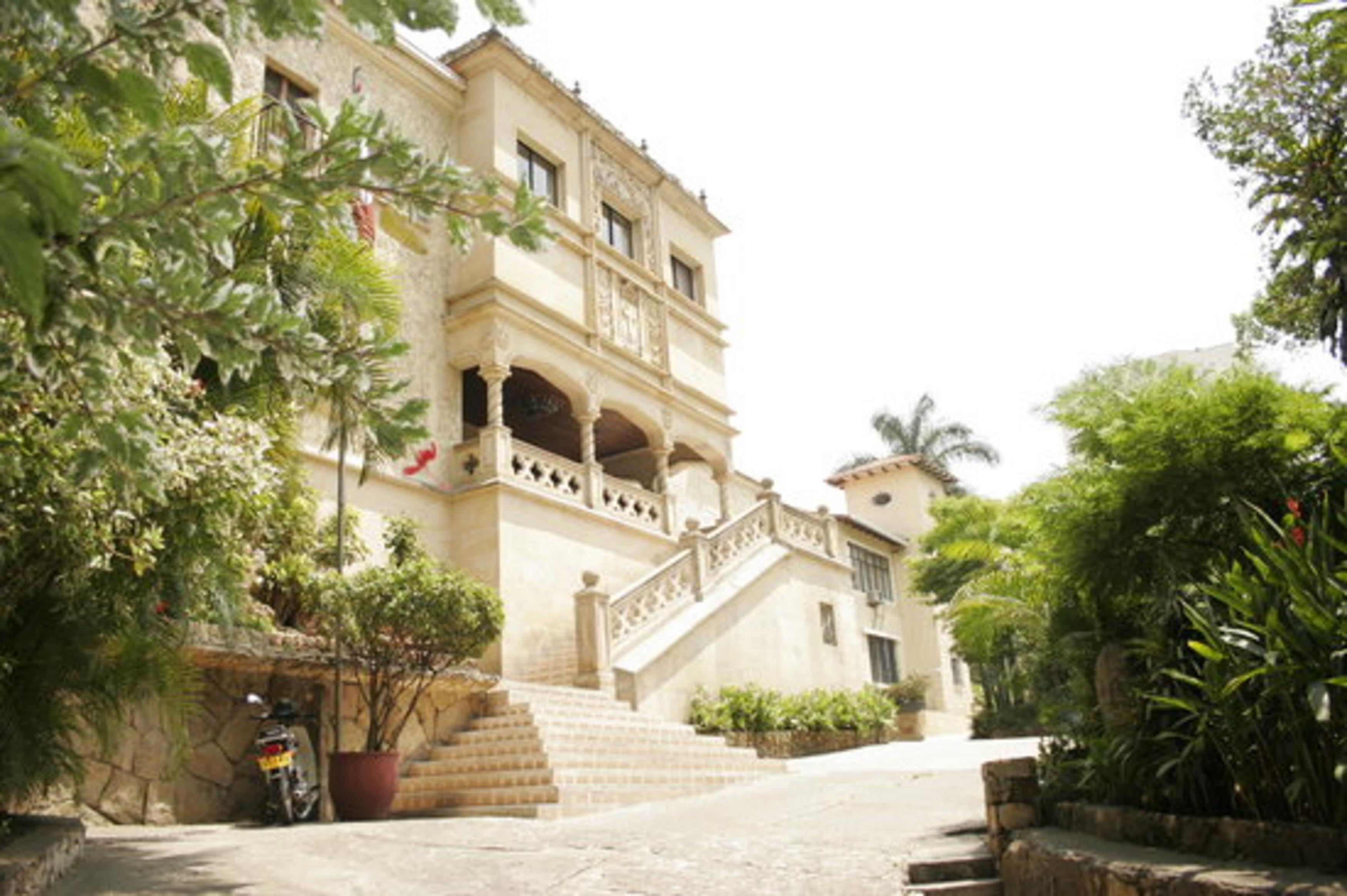 Hotel Stein Colonial Кали Екстериор снимка