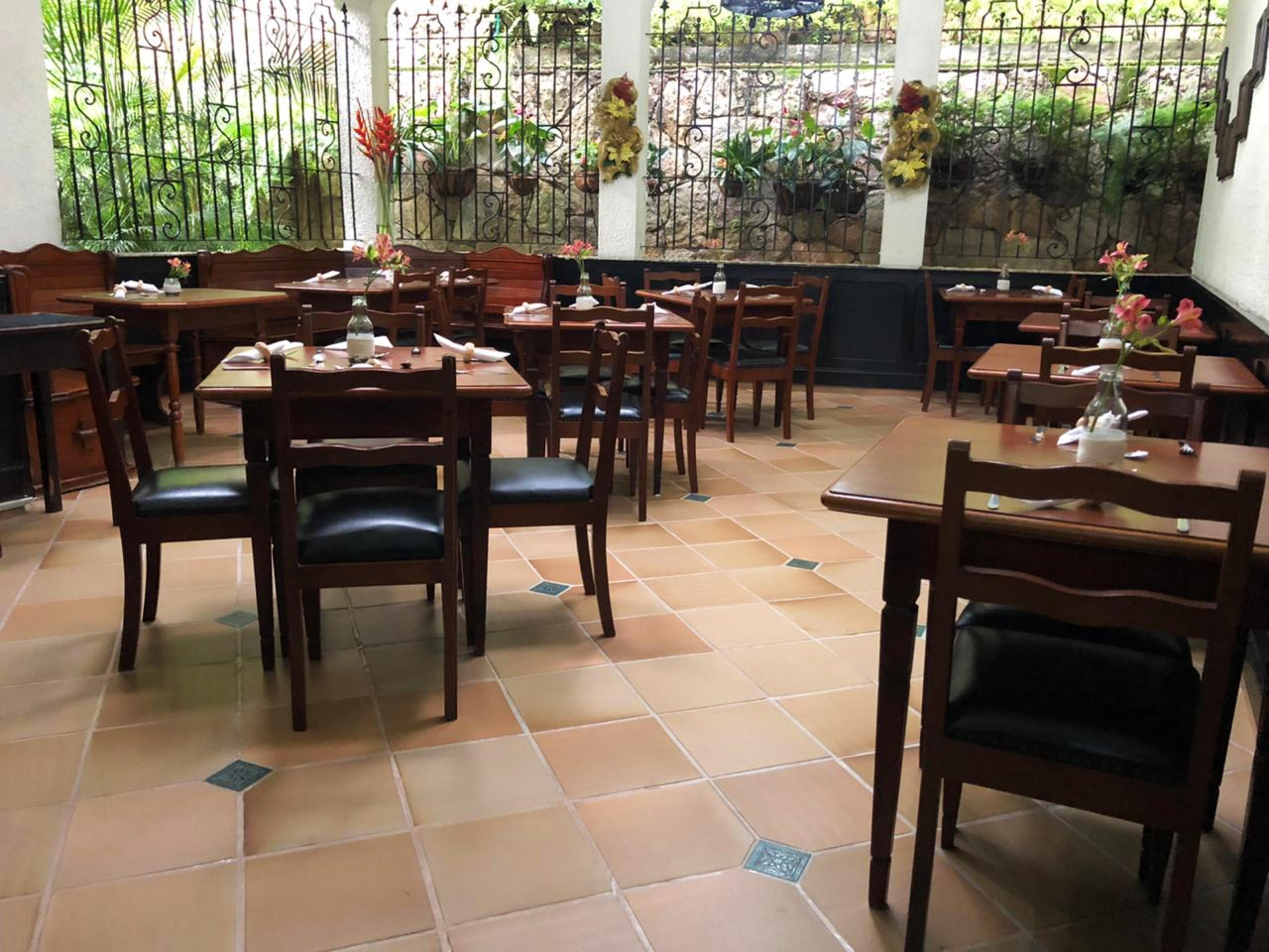 Hotel Stein Colonial Кали Екстериор снимка