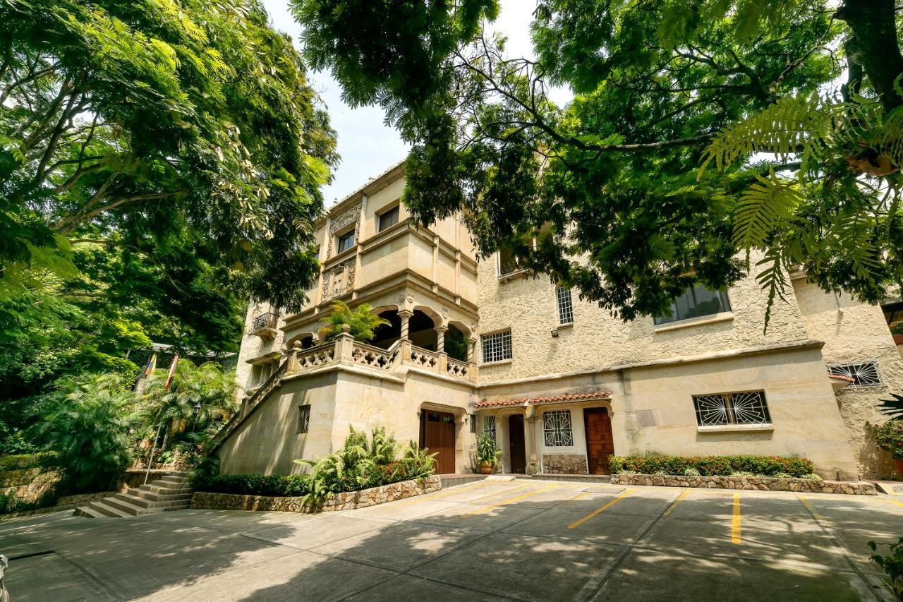 Hotel Stein Colonial Кали Екстериор снимка