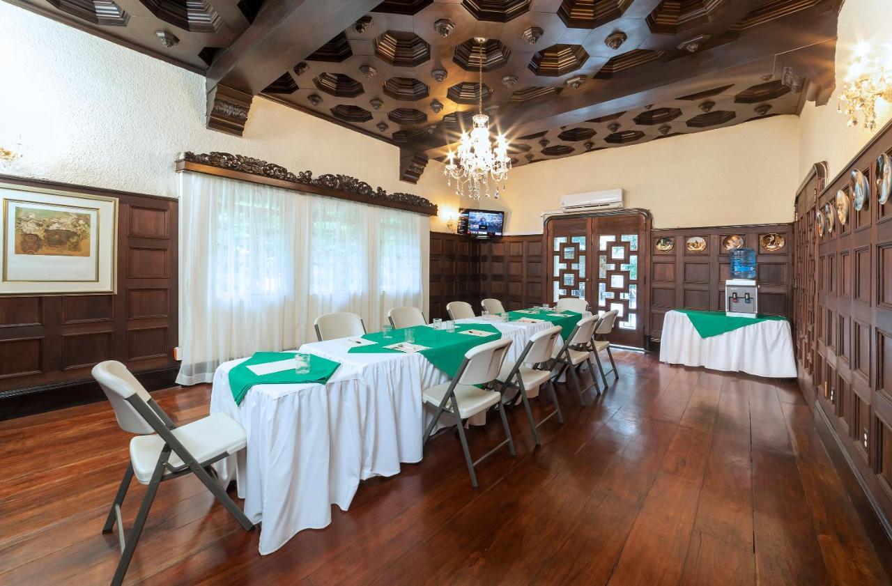 Hotel Stein Colonial Кали Екстериор снимка