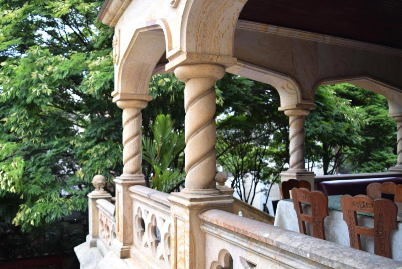 Hotel Stein Colonial Кали Екстериор снимка